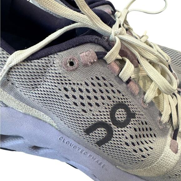 On Running Women's CLOUDSURFER Trail running sneakers shoes Purple Size 8 - Picture 5 of 9